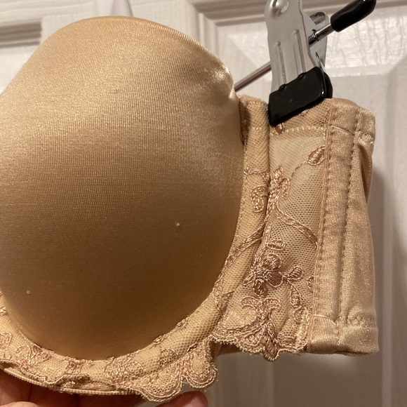 WonderBra Nude Lace Strapless Bra 34B (No Straps) #1 - Picture 5 of 14